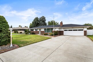 5805 Maclaren St, Yakima, WA 98908