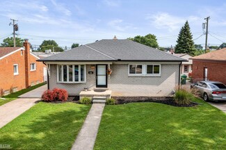 24955 Mabray Ave, Eastpointe, MI 48021