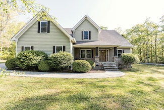 293 Smith St, Signal Mountain, TN 37377