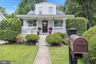 8 Maple Ave, Cherry Hill, NJ 08002