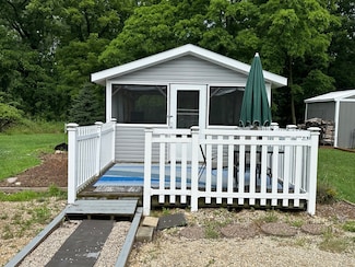 29-370 Woodhaven Lakes, Sublette, IL 61367