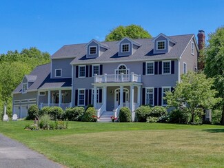 5 Meadow Pond Ln, Natick, MA 01760