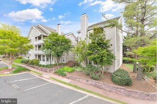 14309 Climbing Rose Way Unit 304, Centreville, VA 20121