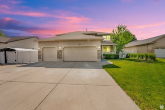 1472 Via la Costa Way, Kaysville, UT 84037