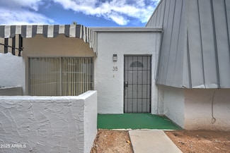 3416 N 44th St Unit 35, Phoenix, AZ 85018