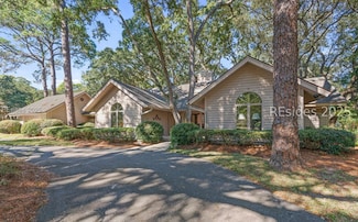 2 Sherman Dr, Hilton Head Island, SC 29928
