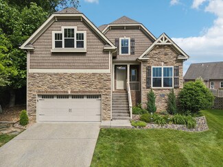2008 Searles Ct, Spring Hill, TN 37174