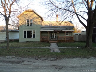 215 Main St, Maquon, IL 61458