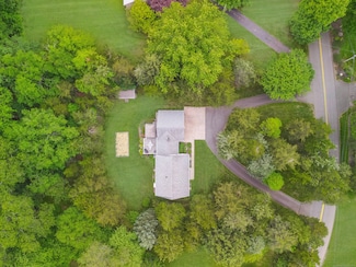 258 New Cheshire Rd, Wallingford, CT 06492
