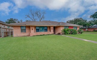 4702 Willowbend Blvd, Houston, TX 77035