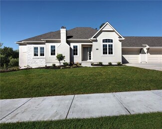 7211 Allman Dr, Shawnee, KS 66217