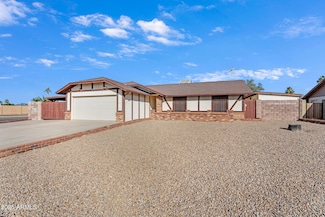 7044 W Cameron Dr, Peoria, AZ 85345