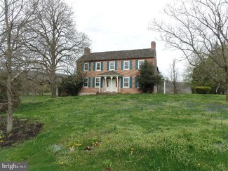 13177 Johnstons Ln, Mercersburg, PA 17236