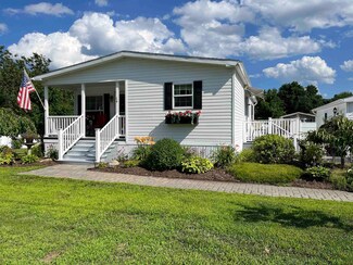 66 Sullivan St, Charlestown, NH 03603