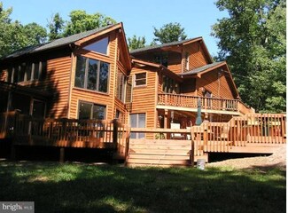 133 Mourning Dove Ln, Great Cacapon, WV 25422