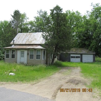 37 Davison Rd, Mooers Forks, NY 12959