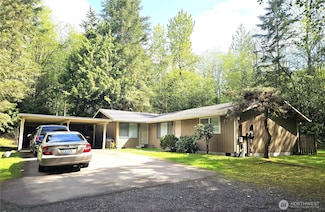 3333 Locker Rd SE, Port Orchard, WA 98366
