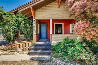 1015 E Logan St, Caldwell, ID 83605