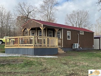150 Center 3 Springs Rd, Hardyville, KY 42746