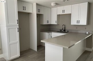 2155 Belmont St, North Las Vegas, NV 89030
