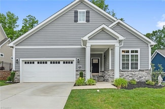 2433 Albemarle Ct, Winston-Salem, NC 27106