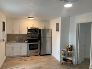 1436 NE 2nd Ave Unit 2, Fort Lauderdale, FL 33304