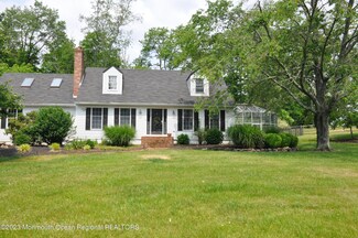51 Hill Rd, Allentown, NJ 08501