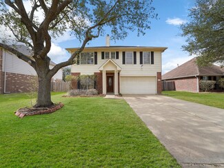 6355 Crossway Dr, Houston, TX 77084