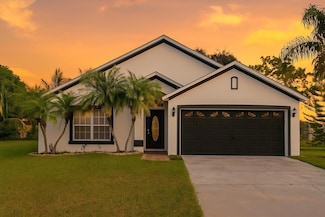 323 Miami Ln, Kissimmee, FL 34759