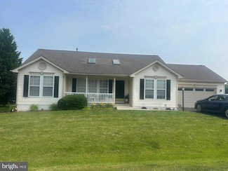 27 Yardley Ct, Martinsburg, WV 25405