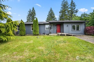 325 Cedar Ct, Winlock, WA 98596