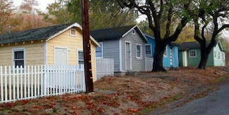 38819 Kneeland Rd, Bridgeville, CA 95526