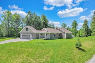 49 Hemlock Cir, Jericho, VT 05465