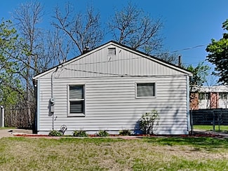 3300 Welcome Ave N, Minneapolis, MN 55422
