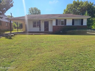 1581 Staunton Dr, Southaven, MS 38671