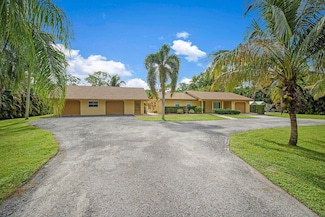 12812 Raymond Dr, Loxahatchee, FL 33470