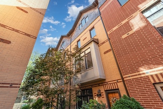 1022 Alexander Ln, Oak Park, IL 60302