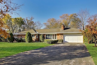 404 Tomah Ave, Prospect Heights, IL 60070