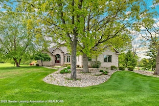 4347 Fruitbelt Ln, Williamston, MI 48895
