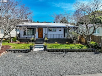 156 1st Ave, Coos Bay, OR 97420