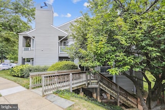 11719 Summerchase Cir Unit 1719-E, Reston, VA 20194