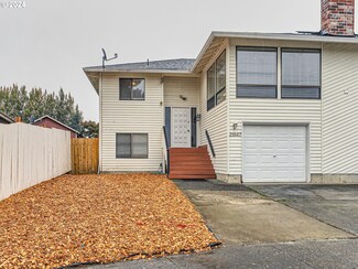 21867 SW Regal Ct, Beaverton, OR 97006