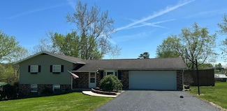 103 Elizabeth Dr, Hillsboro, OH 45133