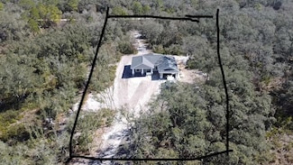 8204 Chimney Rock Dr, Webster, FL 33597
