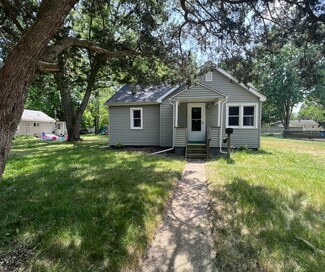 64 Sherman St, Coldwater, MI 49036