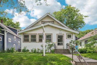 2648 36th Ave S, Minneapolis, MN 55406