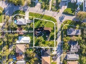 10900 N Bayshore Dr, Miami, FL 33161