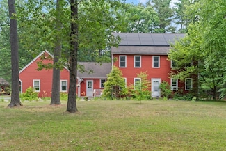 12 Easter Brook Rd, Lunenburg, MA 01462