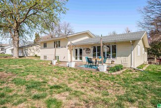 206 E Busker St, Schaller, IA 51053
