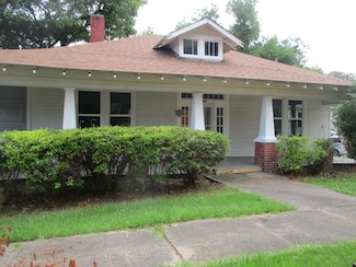 321 Minnesota Ave, McComb, MS 39648